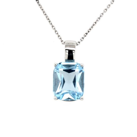 9ct wg blue topaz pendant cushion cut_0