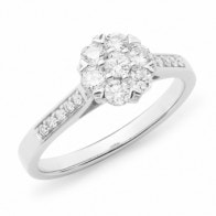 9ct White Gold Diamond Cluster Ring_0