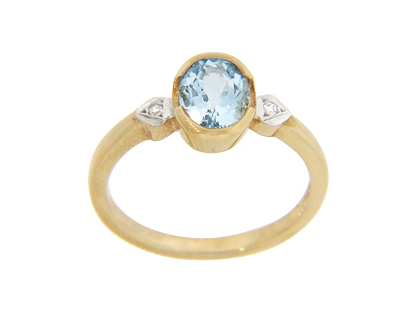 Oval Aqua Diamond Ring_0