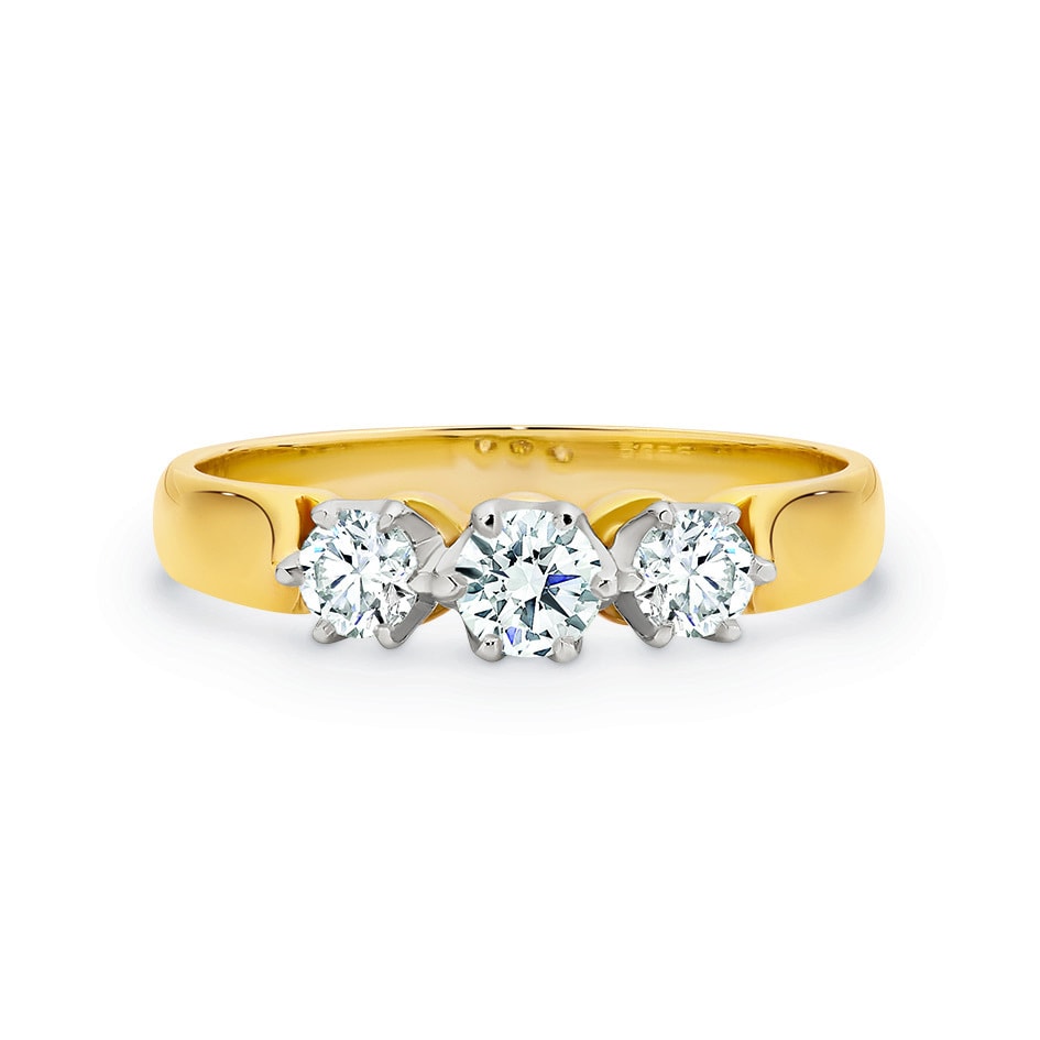 9ct Gold Three Stone Diamond Ring_0