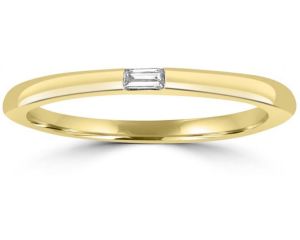 Gold Emerald Cut Diamond Ring_0