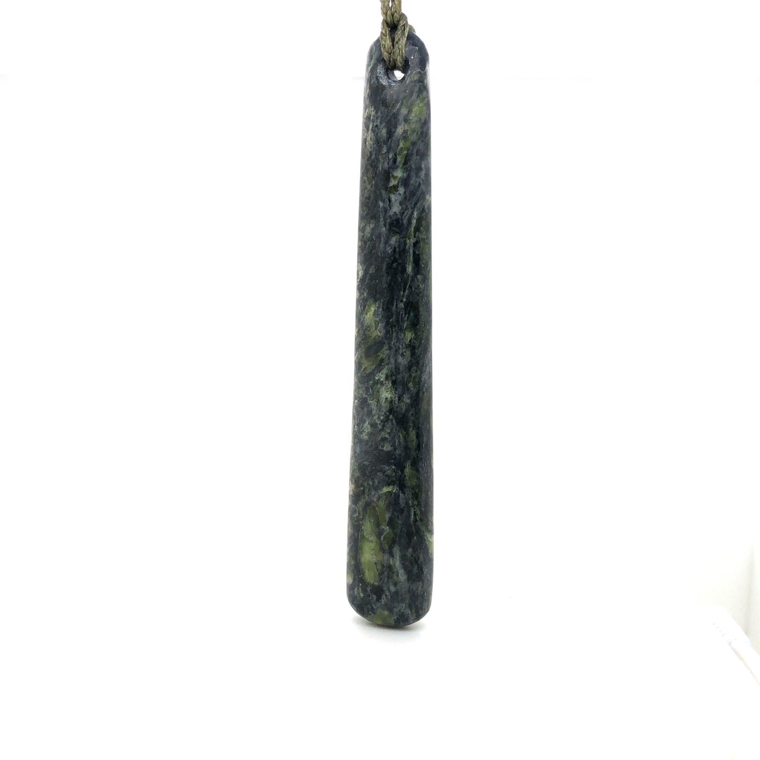 Greenstone long 11 x 1.5cm Toki_0