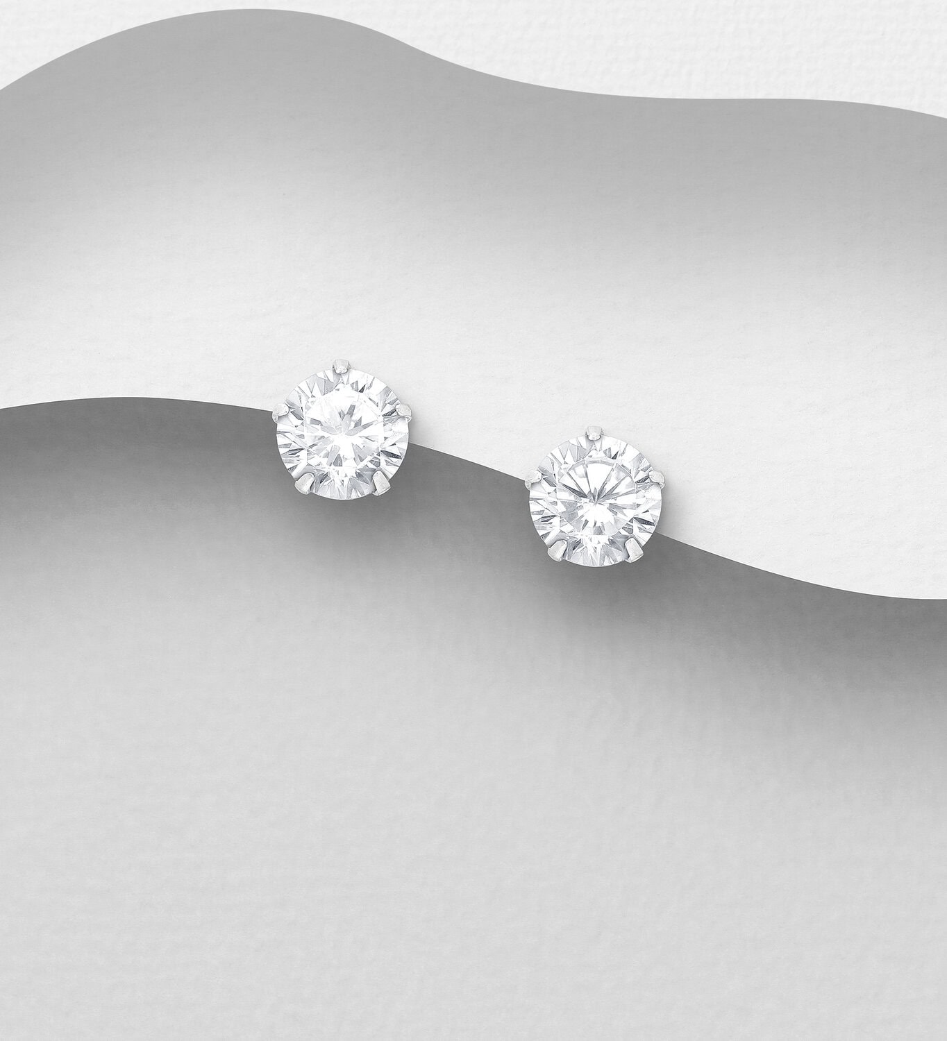 Cz White Stud Claw Set Earrings 6mm_0