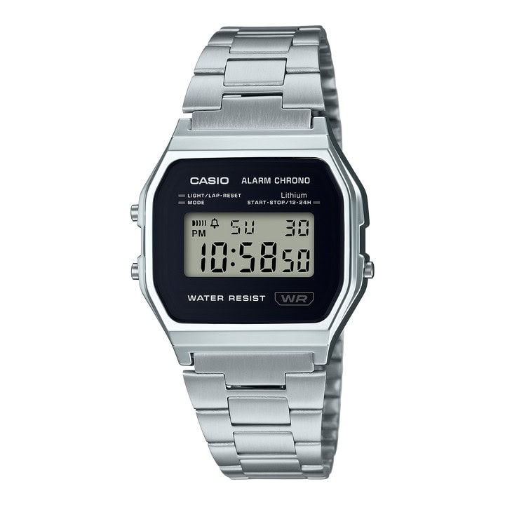 Casio Black and Silver Digital Watch_0
