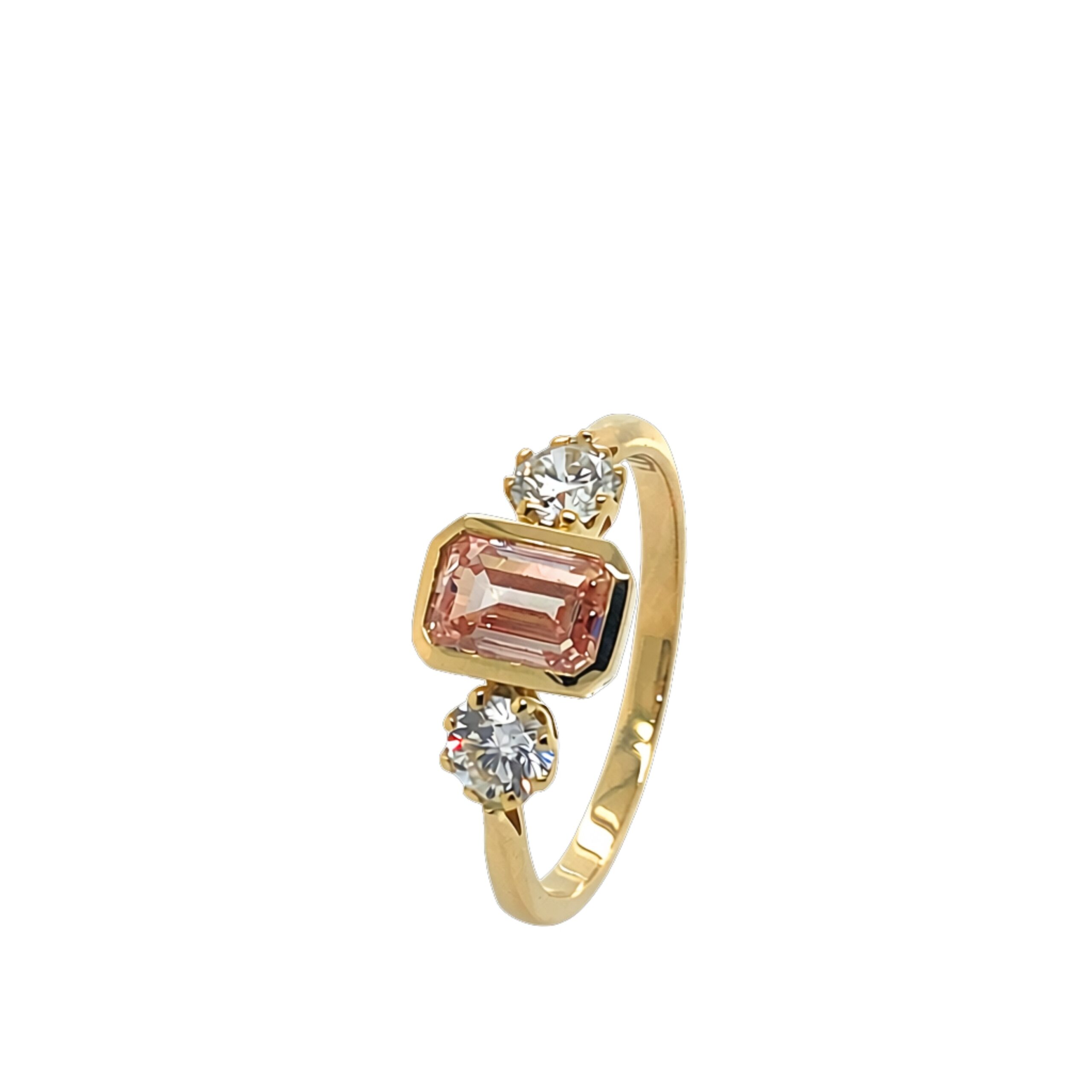 9ct YG Emerald cut pink lab diamond ring_0